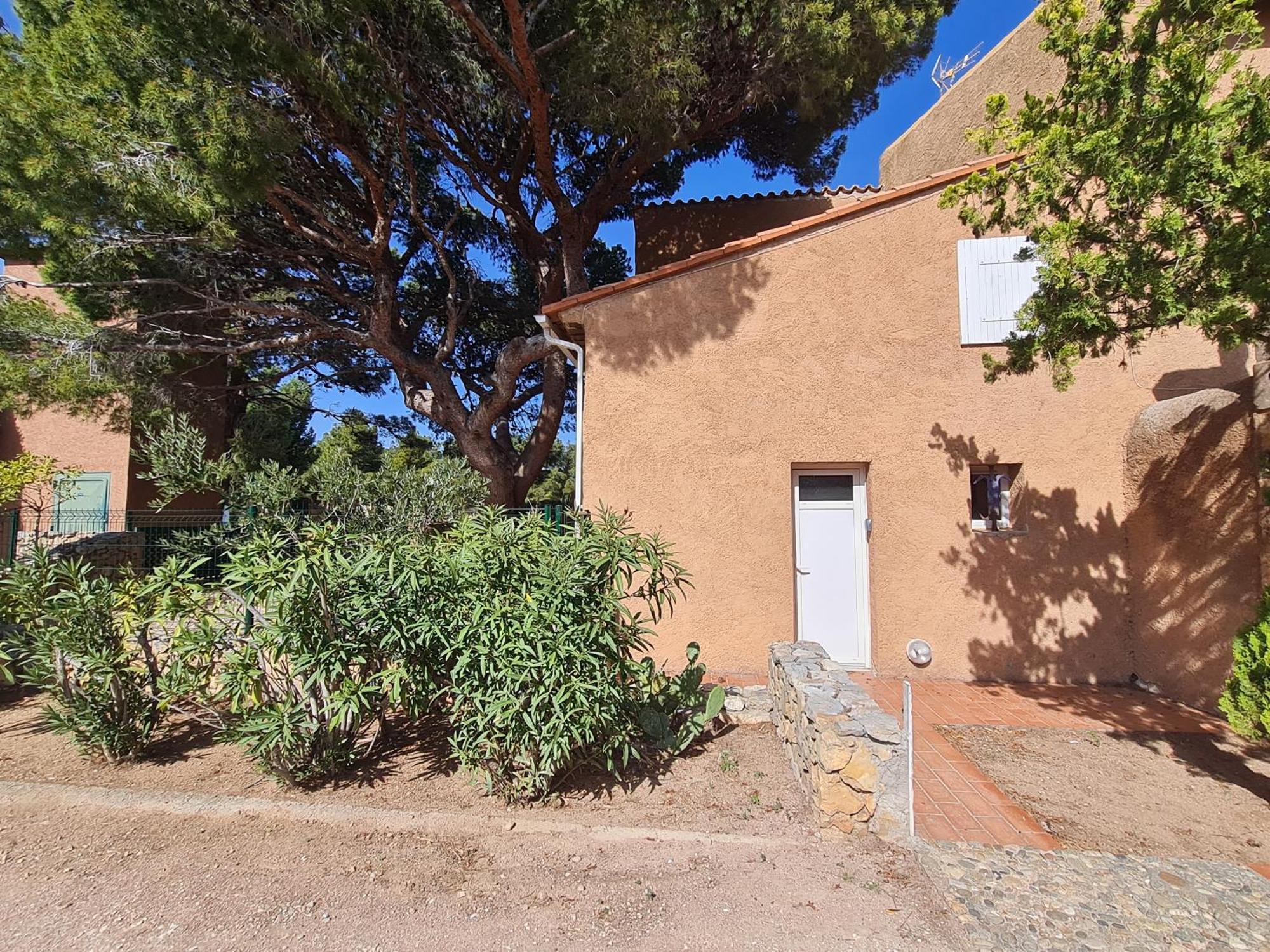 Paisible Maison A L'Ombre Des Pins Fitou Exteriör bild